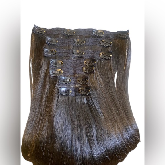 Cambodian Human Hair Straight 16” 1b Clip-in hair extensions - Picture 3 of 6